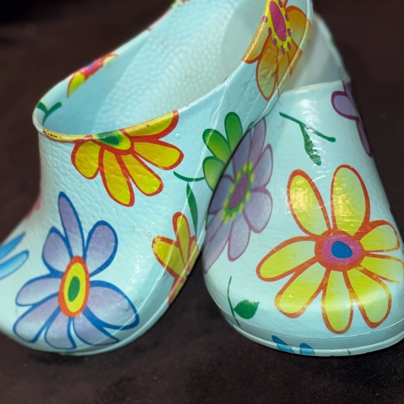Birkenstock Yellow and Pink Artistic Slippers - Picture 4 of 16